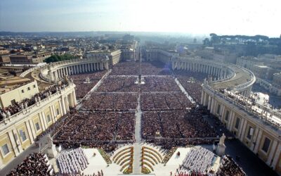 6 de octubre: aniversario de la canonización de San Josemaría (2002)